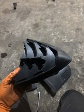 Plastica posteriore centrale usato Plastica posteriore centrale usato  Vittuone