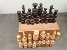 Wooden chess set d'occasion  Expédié en Belgium