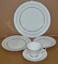 Beautiful oxford holyoke for sale  Williamson