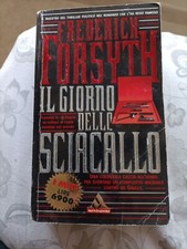 Romanzo thriller giorno usato  Latina