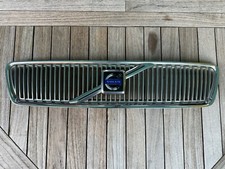 Volvo v40 grill for sale  Seattle