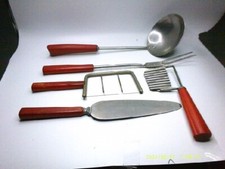 Concha de baquelite cereja, fatiador de queijo, servidor de torta, garfo de 2 dentes, fritadeira francesa comprar usado  Enviando para Brazil