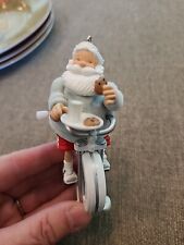 2003 Hallmark Keepsake Ornament Snackercize! Movimento de bicicleta ergométrica Papai Noel FUNCIONA, usado comprar usado  Enviando para Brazil