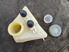 Behälter bremsflüssigkeit 00 gebraucht kaufen Behälter bremsflüssigkeit 00 gebraucht kaufen  Rödermark