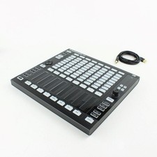 Native instruments machine usato  Spedire a Italy