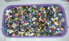 LOTE A GRANEL PIEZAS LEGO Minifiguras, Torsos, Cabezas Arma (2 oz) 1/8 Libra lb Aleatorio segunda mano  Embacar hacia Argentina