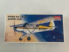 Maquette avion 48 d'occasion  Savigné-l'Évêque