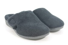 women s sz medium slippers for sale women s sz medium slippers for sale Stuart