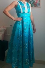 Superbe robe satinée d'occasion  Castelnaudary
