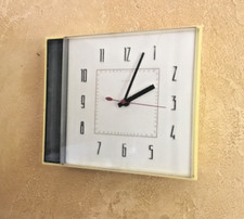 Horloge murale vedette d'occasion  Véron