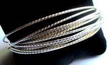Beau bracelet rigide d'occasion  Pleubian