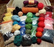 Fios vintage para artesanato e tapete ~ Fios, bolas, pré-cortes ~ Lote de 45+ ~ Várias cores comprar usado Fios vintage para artesanato e tapete ~ Fios, bolas, pré-cortes ~ Lote de 45+ ~ Várias cores comprar usado  Enviando para Brazil