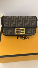 Borsa spalla fendi usato  San Lorenzo Bellizzi