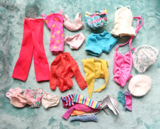 Lote de ropa y accesorios vintage de Barbie segunda mano  Embacar hacia Mexico