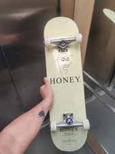 Skateboard honey d'occasion  Aix-en-Provence-