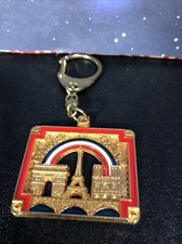 Chaveiro Paris França 2" x 1,5" x 1/8th "Torre Eiffel Arco do Triunfo comprar usado  Enviando para Brazil