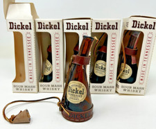 5 mini garrafas de lembrança de uísque vintage George Dickel Tennessee com arnês de couro comprar usado  Enviando para Brazil