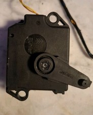 Motorino cassetto portaoggetti usato Motorino cassetto portaoggetti usato  Lucca