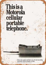 PLACA DE METAL - 1985 tijolo de celular Motorola - Reprodução de aparência vintage comprar usado PLACA DE METAL - 1985 tijolo de celular Motorola - Reprodução de aparência vintage comprar usado  Enviando para Brazil