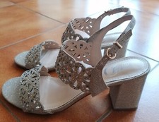 Scarpe donna eleganti usato  Gualdo Cattaneo