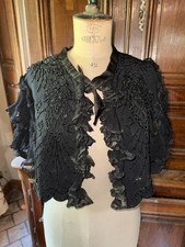 Superbe capeline broderies d'occasion Superbe capeline broderies d'occasion  Briare
