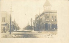 Cartão postal c1910 Antigo Wisconsin Clermont Street RPPC 25-8081 comprar usado  Enviando para Brazil