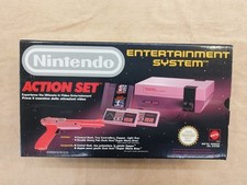 Nintendo nes action usato  Oleggio