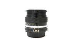 Obiettivo manuale nikon usato  Modena