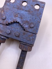 Large footprint vintage for sale Large footprint vintage for sale  ALRESFORD