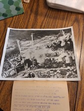 Foto de imprensa vintage 1944 bombas da Segunda Guerra Mundial base de hidroavião outono no Japão perto de Truk Caroline comprar usado  Enviando para Brazil