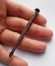 Um prego de naufrágio de ferro fundido pós-medieval muito bom - 17º. / 18º. século. comprar usado Um prego de naufrágio de ferro fundido pós-medieval muito bom - 17º. / 18º. século. comprar usado  Enviando para Brazil