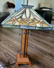 Beautiful wooden table for sale  Monrovia