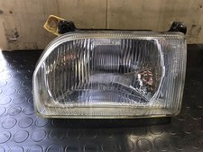 Faro anteriore sinistro usato  Italia