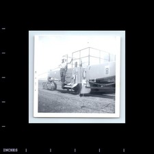 Foto antiga vintage HOMEM TRABALHADOR DA CONSTRUÇÃO CIVIL 1969 AUTOGRADE CMI MOTONIVELADORA ANGULAR comprar usado  Enviando para Brazil