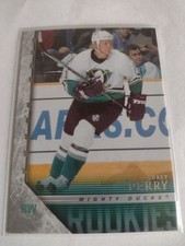 2005-06 Upper Deck Young Guns Rookie RC #204 Corey Perry comprar usado  Enviando para Brazil