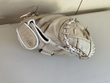 baseball mitts gloves for sale  Oakland