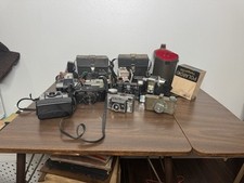 Lot vintage cameras for sale  Belleville