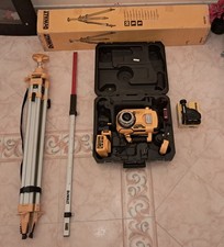 Livella laser dewalt usato  Messina