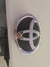 09-13 TOYOTA COROLLA EMBLEMA FRONTAL CROMADO 2009 2010 2011 2012 2013 Usado, usado comprar usado  Enviando para Brazil
