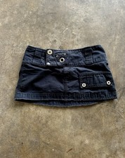 Usado, Mini-saia preta com ilhós Diesel Archive Gorpcore Y2K tamanho 0 comprar usado Usado, Mini-saia preta com ilhós Diesel Archive Gorpcore Y2K tamanho 0 comprar usado  Enviando para Brazil