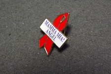 Broche de lapela Mama Mia Angel Broadway fita vermelha dia da ajuda conscientização sobre o HIV comprar usado  Enviando para Brazil