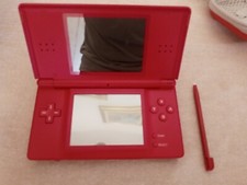 Nintendo rossa con usato  Villanova Solaro