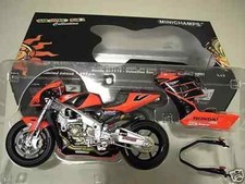 Moto honda rc211v d'occasion  Rochefort-Montagne