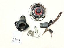 Kit serrature chiavi usato  Italia