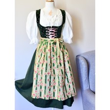 Dirndl it. stile usato Dirndl it. stile usato  Italia