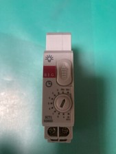 Minuterie 230v . d'occasion  Mimizan