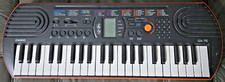 Casio SA-76 Mini Teclado Eletrônico Pessoal 44 Teclas 100 Tons 50 Ritmos Testado comprar usado  Enviando para Brazil