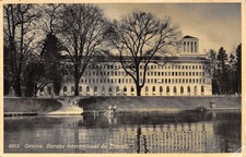 Switzerland geneva bureau d'occasion  Expédié en Belgium