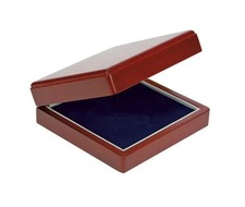 Używany, Drewniane etui SAFE na monety 78 Х 78 mm na sprzedaż Używany, Drewniane etui SAFE na monety 78 Х 78 mm na sprzedaż  PL