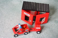 Duplo fire station for sale  SHIPLEY